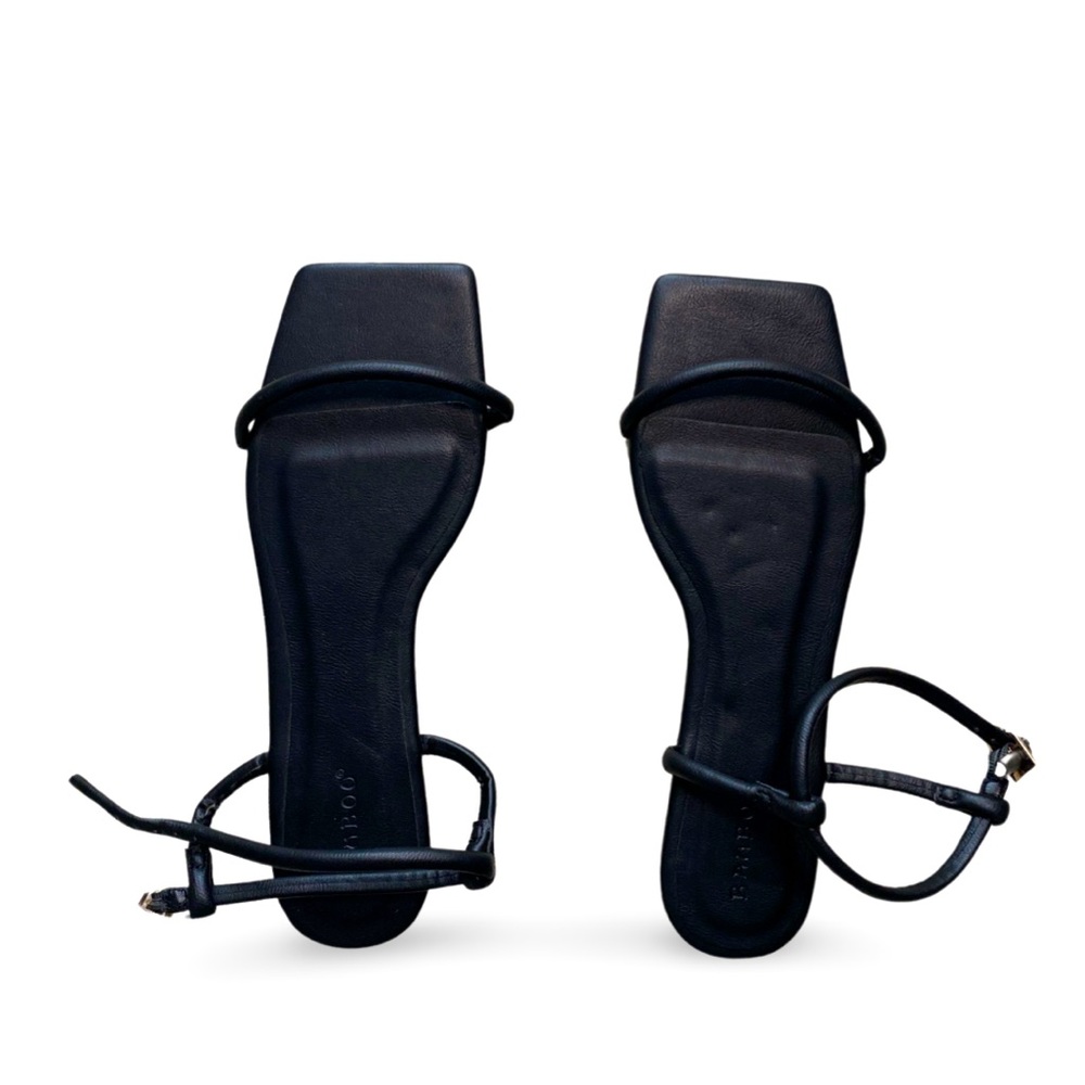 Bamboo sandals